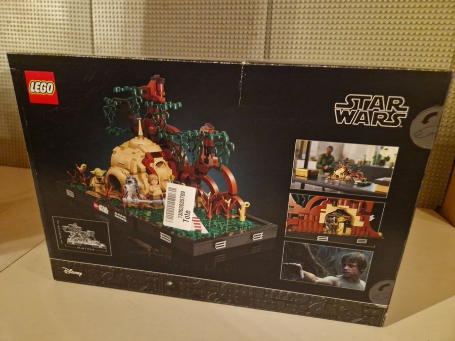 LEGO Star Wars - 75330 Dagobah Jedi Training Diorama- Ny/oöppnad