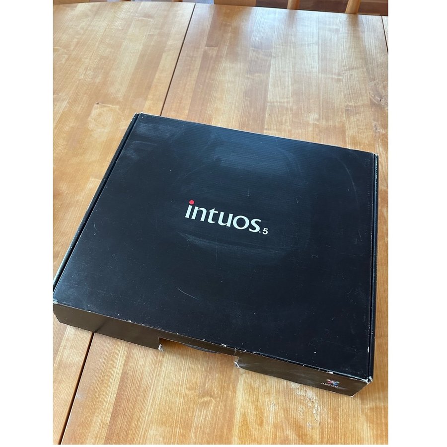 Wacom Intuos 5 Touch Medium PTH-650-K