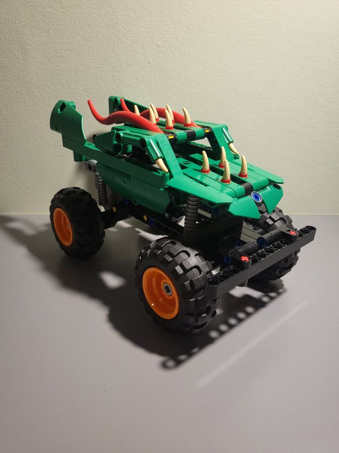 LEGO Technic 42149 Monster Jam Dragon