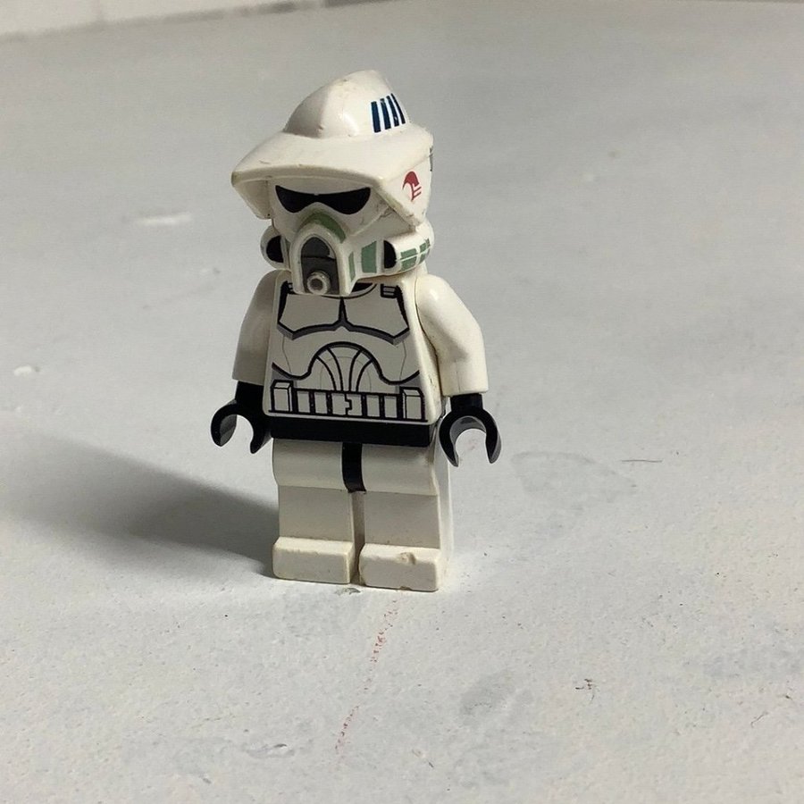 Lego Star Wars SW0297: Clone ARF Trooper Razor / Stak