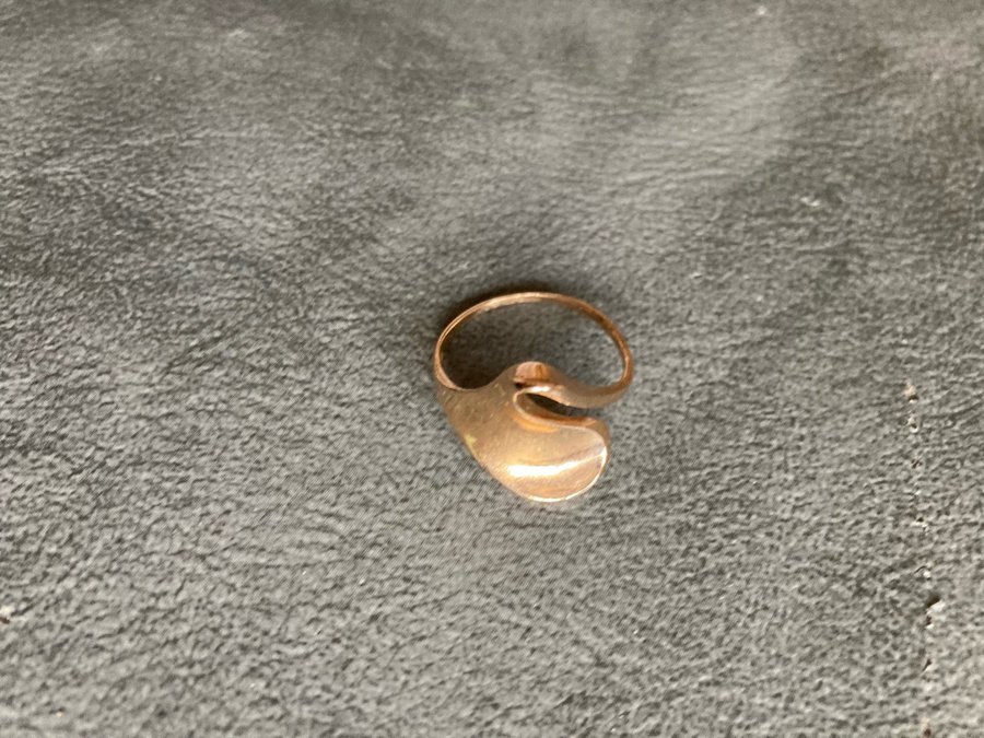 Förgylld ring