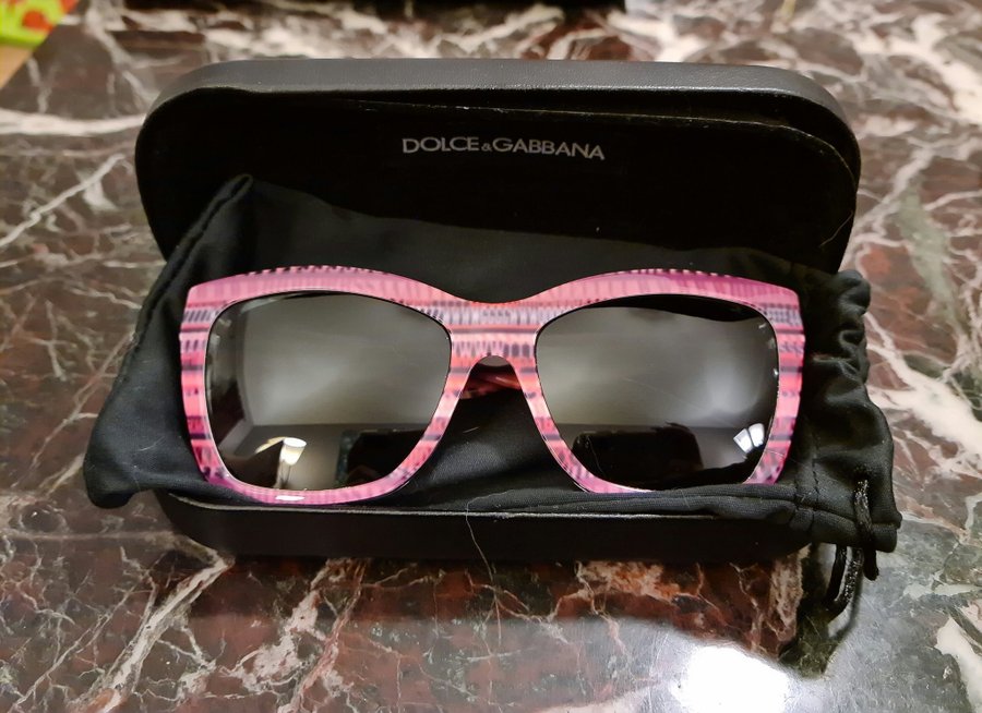 NYSKICK! Dolce  Gabbana Solglasögon Sunglasses Glasögon Dam Rosa Accessoar Mode