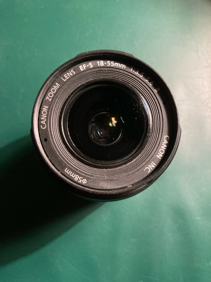 Canon EF-S 18-55mm Objektiv