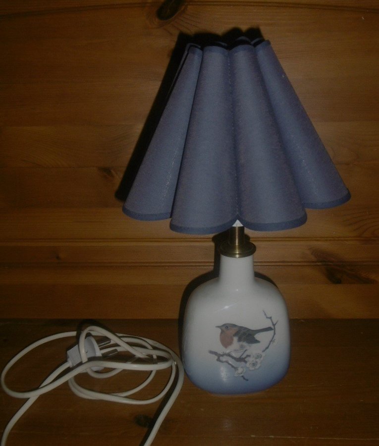 RETRO BORDSLAMPA med fågel Porslin ROYAL COPENHAGEN Denmark