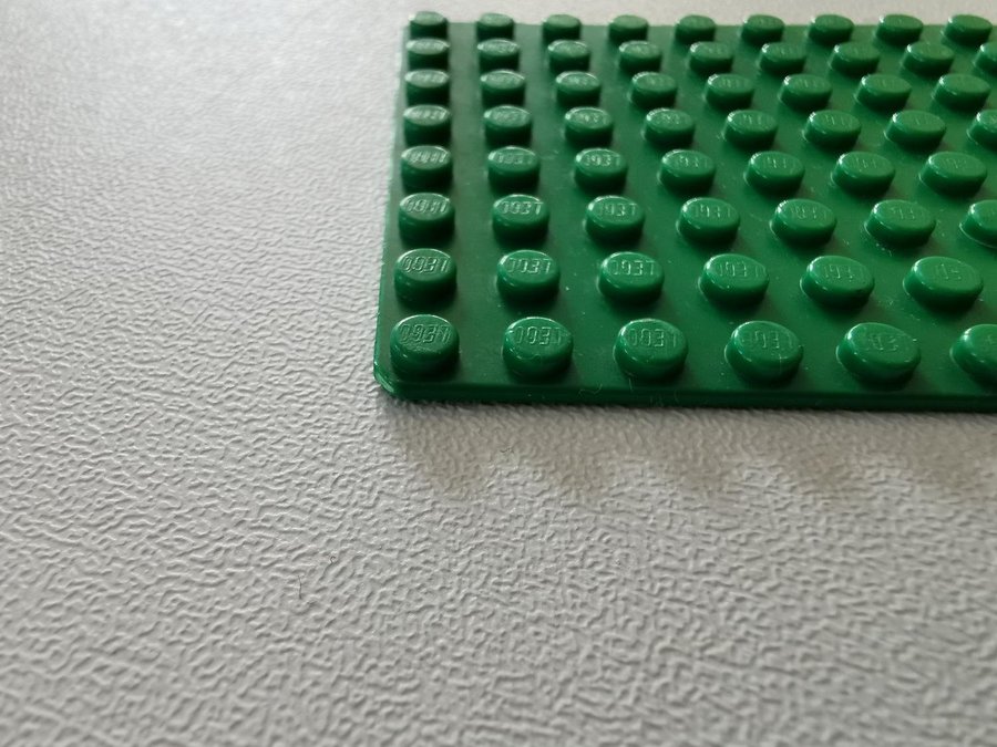 Lego - platta - baseplate - tunn botten - 8x16 - part 3865 - grön