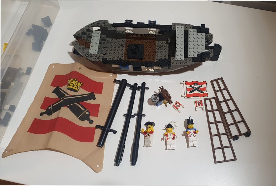 Lego 6271 imperial flagship