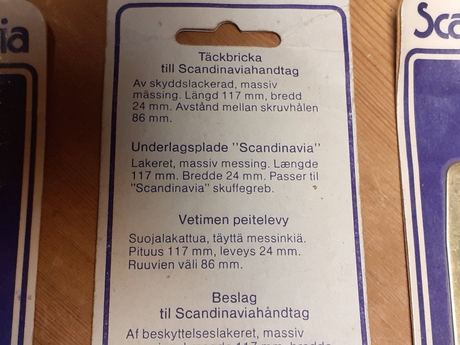 Underlagsplatta i mässing - Scandinavia. 3 förpackningar med par i varje.