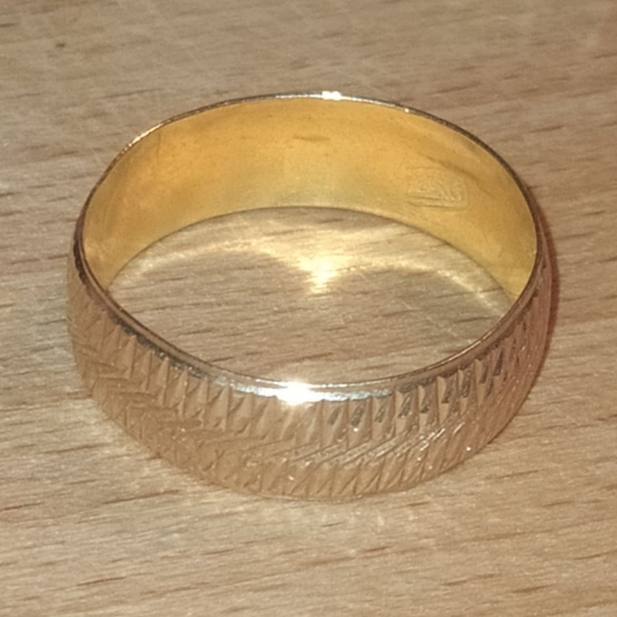 Ring Guld 18K 1.65 g