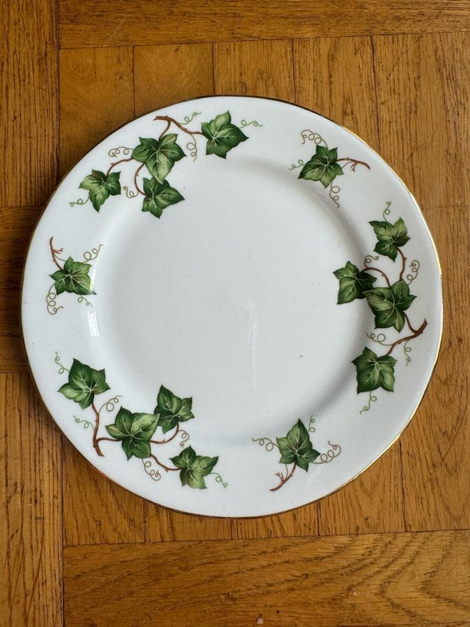 Colclough bone china assiett murgröna ivy Leaf porslin retro vintage