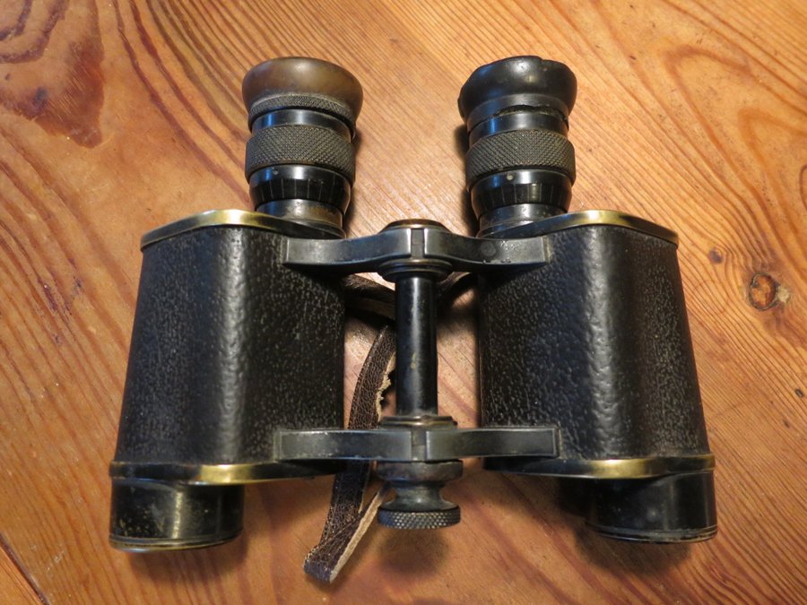 Fransk Kikare BINOCULARS Jules Huet Paris Artillerie x 8 Militär WW I ?