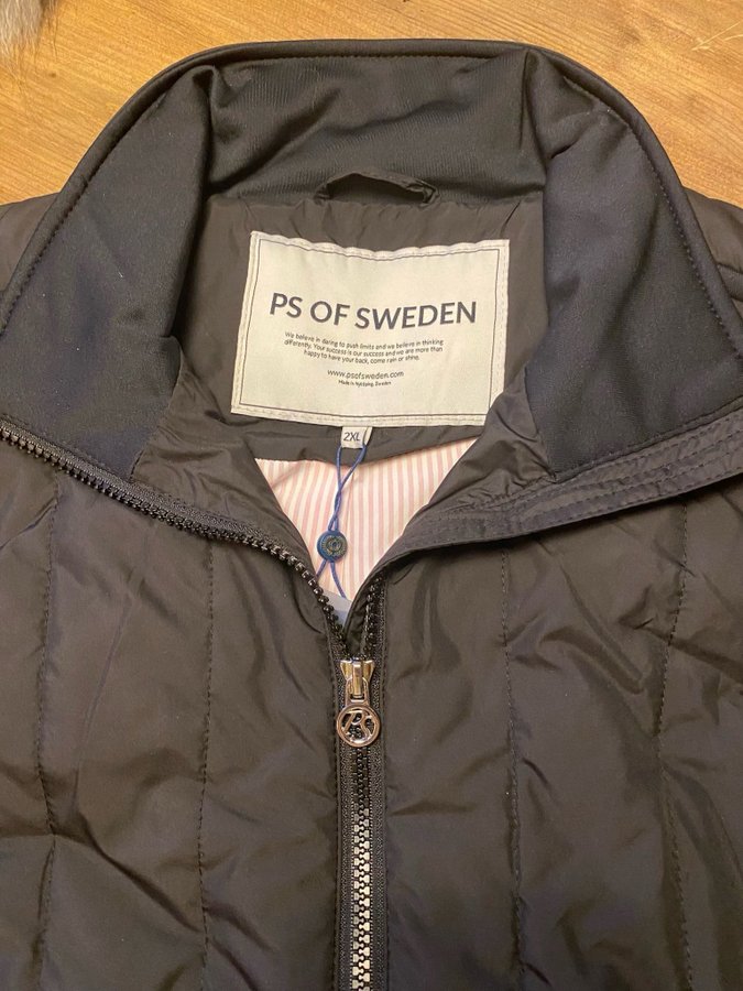 Ps of Sweden svart väst, 2XL