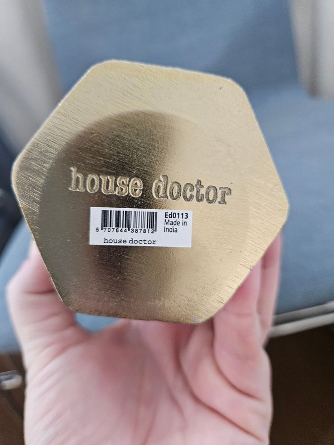 Guldig vas från House Doctor