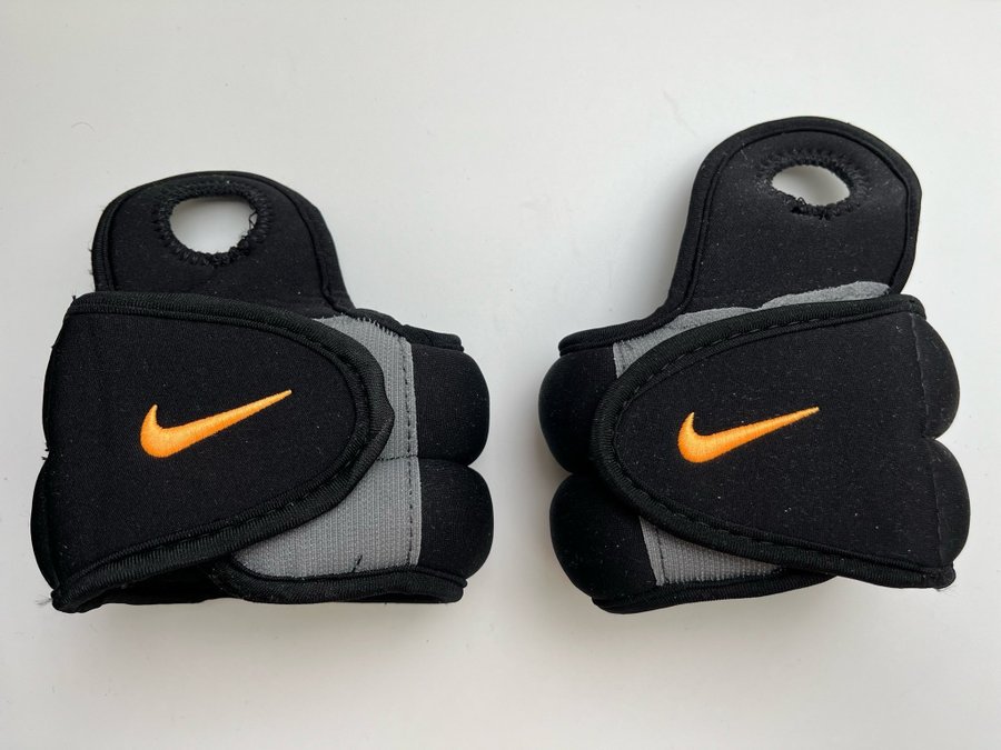 Nike Dri-FIT handledsvikter