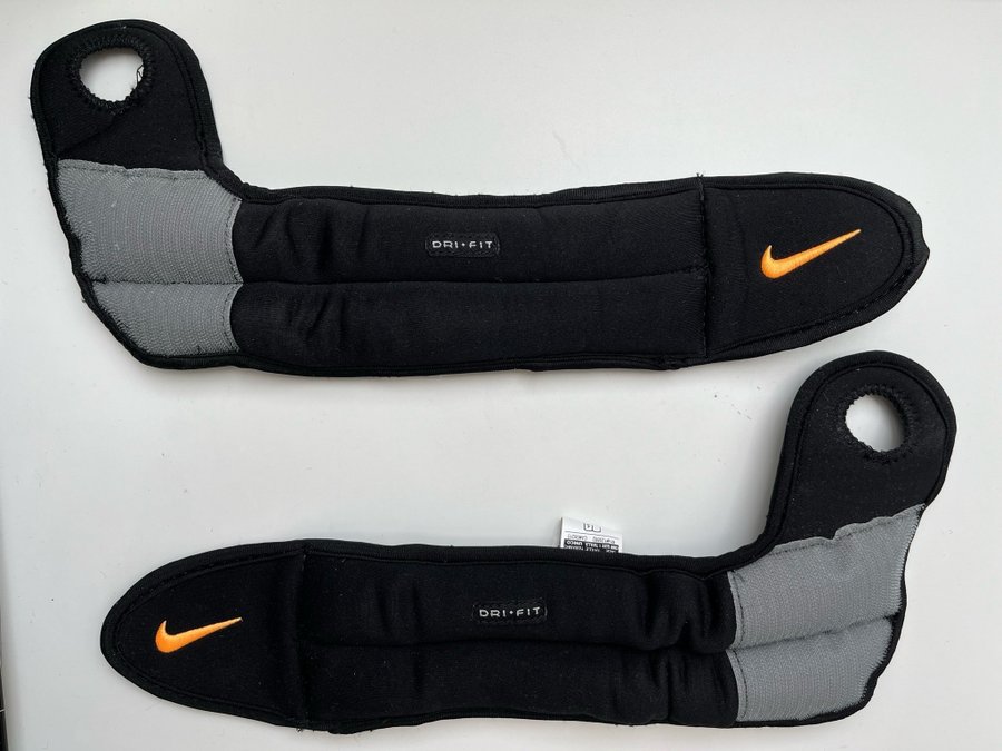 Nike Dri-FIT handledsvikter