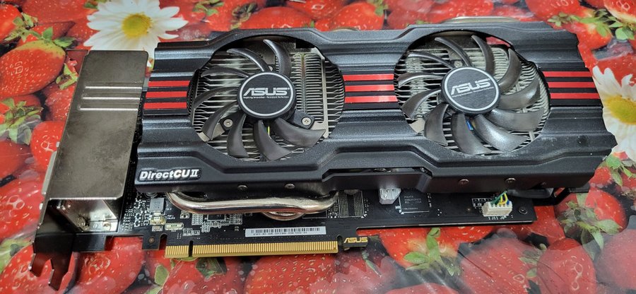 ASUS GeForce GTX 670 DC2-2GD5