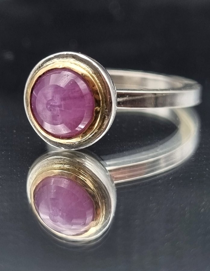 Macedonian Ruby in 18kGold Bezel and 925 Silver Ring