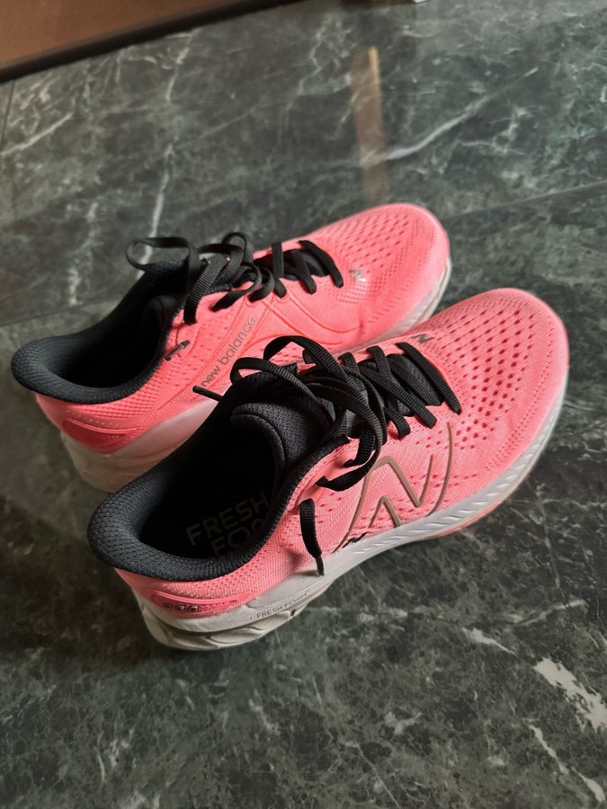 New Balance 860v13 Löparskor Rosa 38