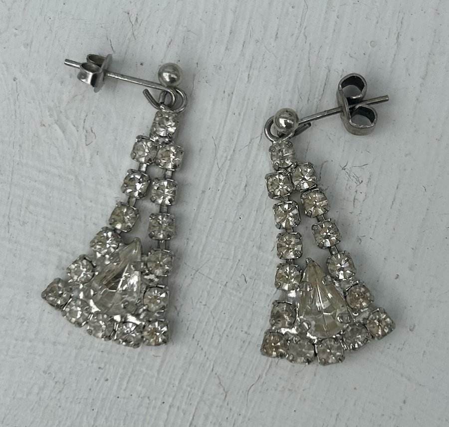 Vintage Rhinestone Örhängen - Glittrande Elegans för Varje Tillfälle