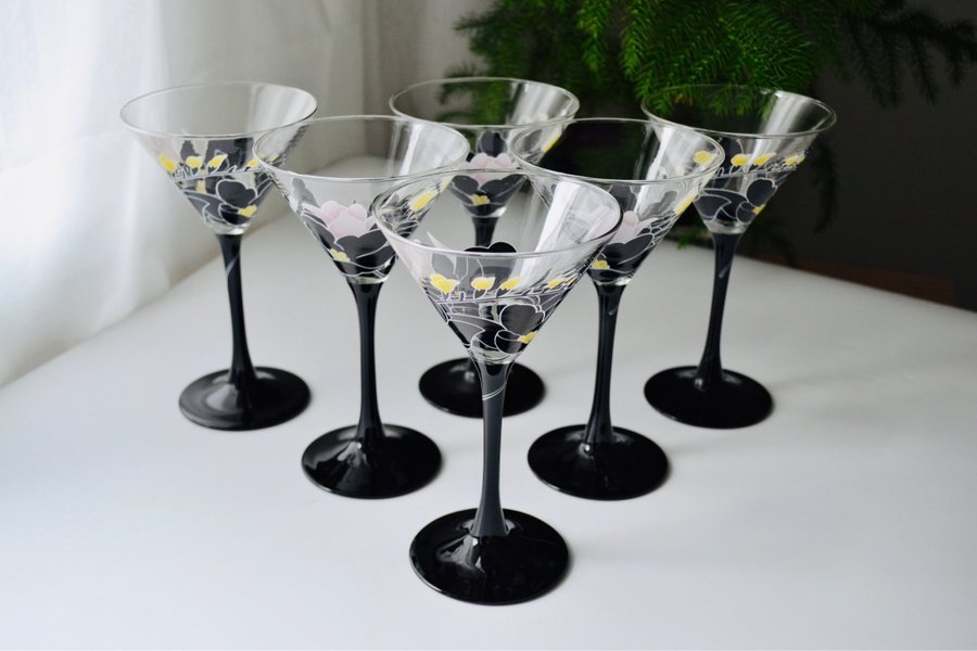 6 st MARTINIGLAS/ COCKTAILGLAS ”DOMINO ANAIS” svart fot Luminarc Frankrike