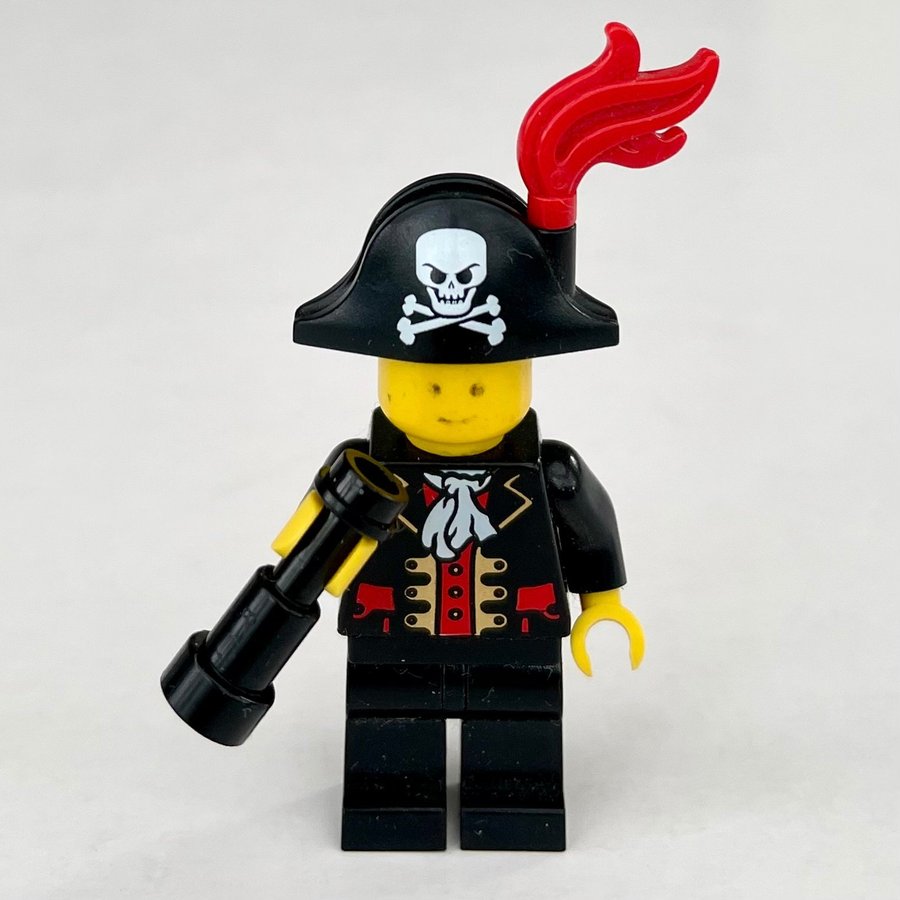 LEGO - Pirater | #pi138a | Captain / Kapten | 2011 | Minifigurer