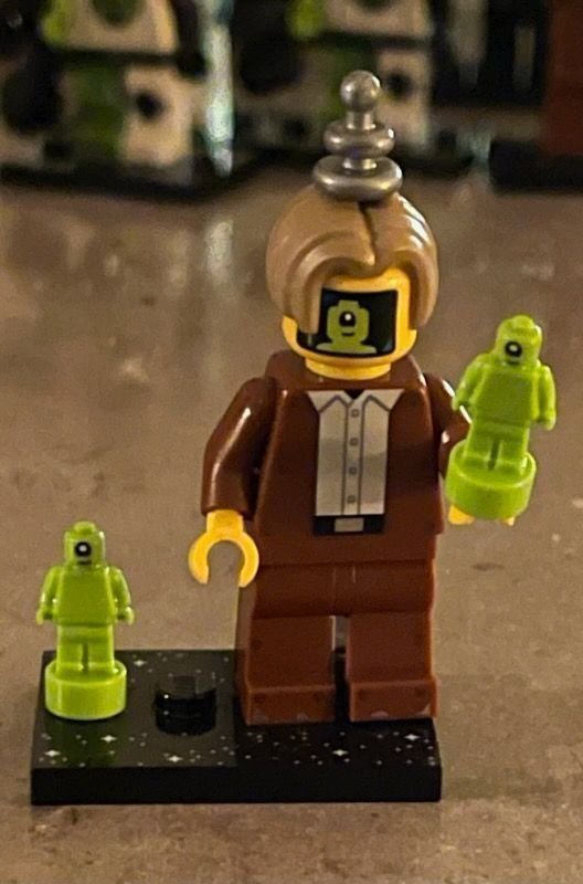 LEGO minifigures (Series 26) Imposter