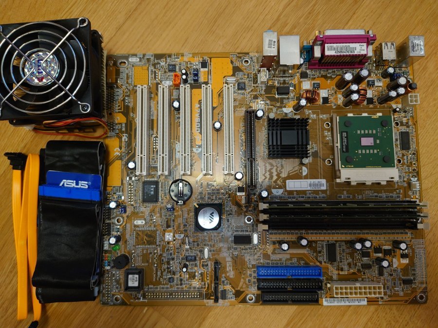 2003 ASUS A7V600-F, Socket A, AMD Athlon XP 2400+, 1GB RAM, cooler cables