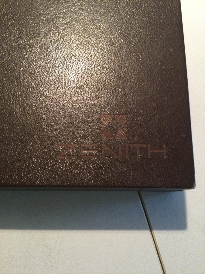 Zenith Vintage etui fodral Ask till armbandsur 1960s 1970s från nedlagd butik