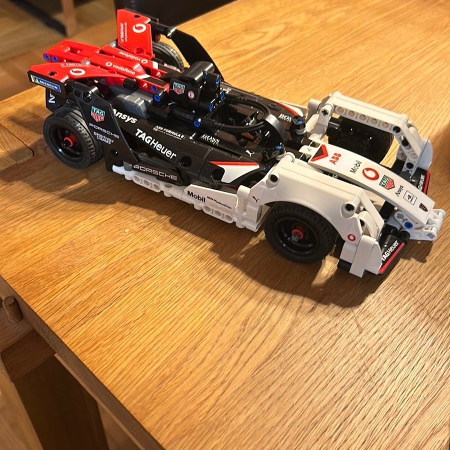 Lego Technic 42137 Porsche 919 Hybrid