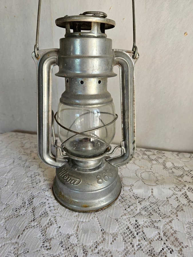 MEVA 863 CZECHOSLOVAKIA ÄLDRE PETROMAX-LAMPA