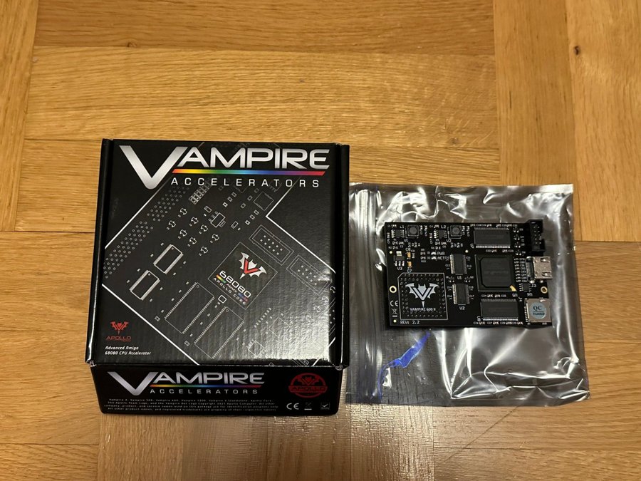 Vampire 600 V2.2 rev 2 128 mb CF WB 3.1 4gb Amiga 600 ny