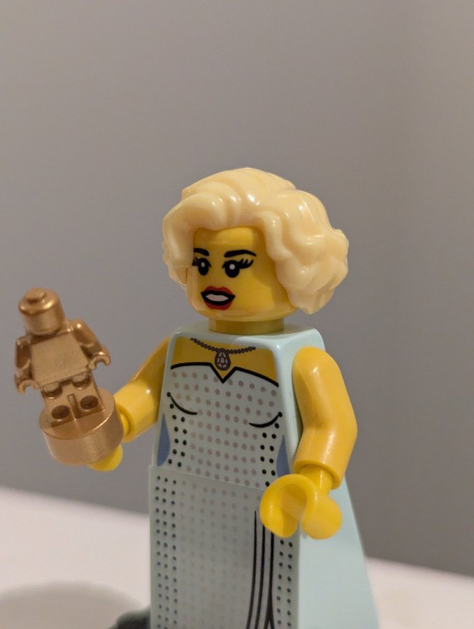 LEGO Minifigur - COL131 - Hollywood starlet