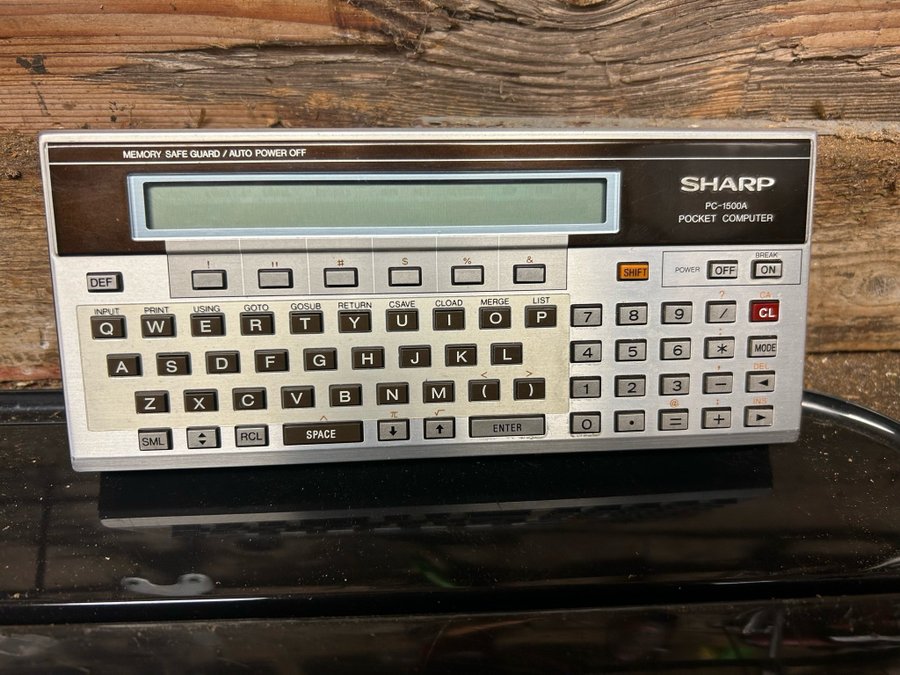 Sharp PC-1500A fick dator