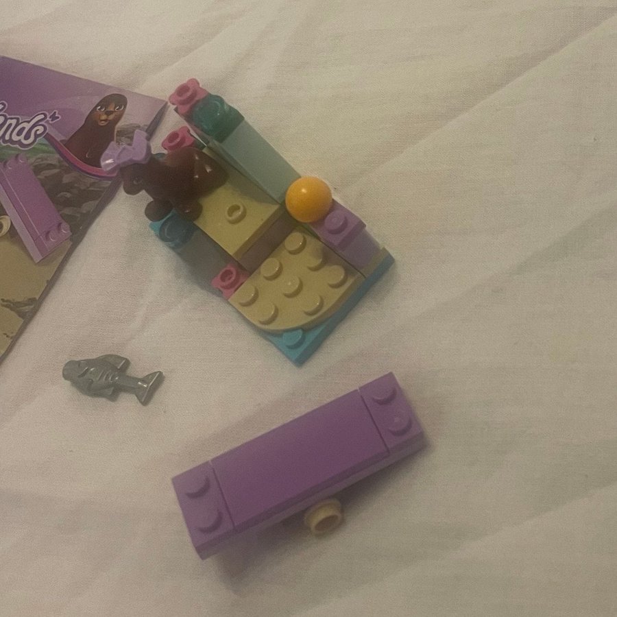 LEGO Friends Sälens lilla klippa 41047 - komplett!