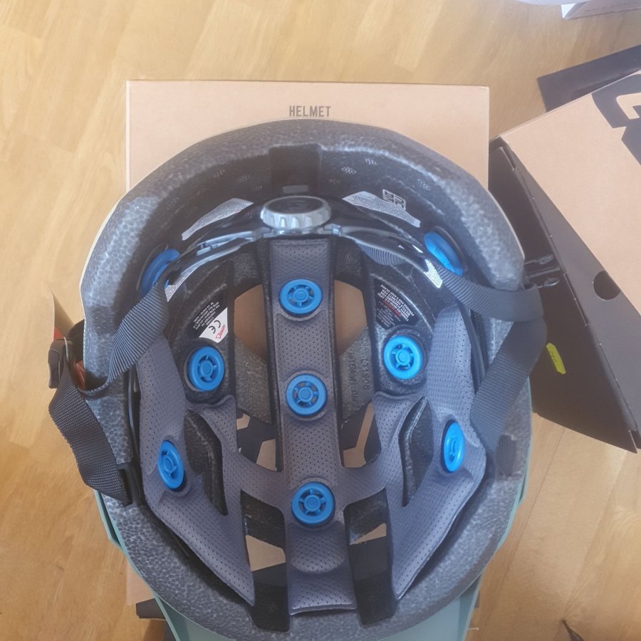 Leatt helmet MTB allmtn 1.0 ivy L