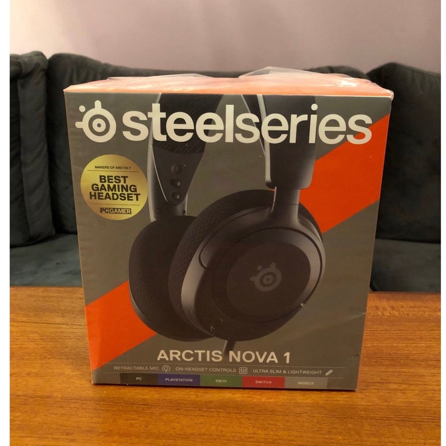 Nytt Steelseries Arctis Nova 1 headset