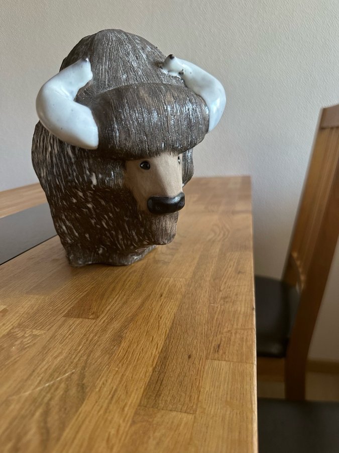 Keramisk Bison Figur från Uppsala-Ekeby