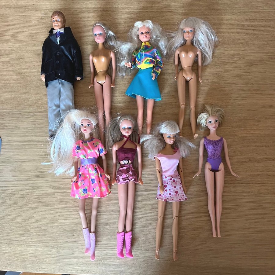 8 st dockor • Barbie, Steffi Love, Top Toy