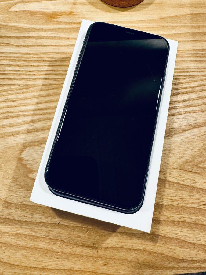 iPhone 11 64GB