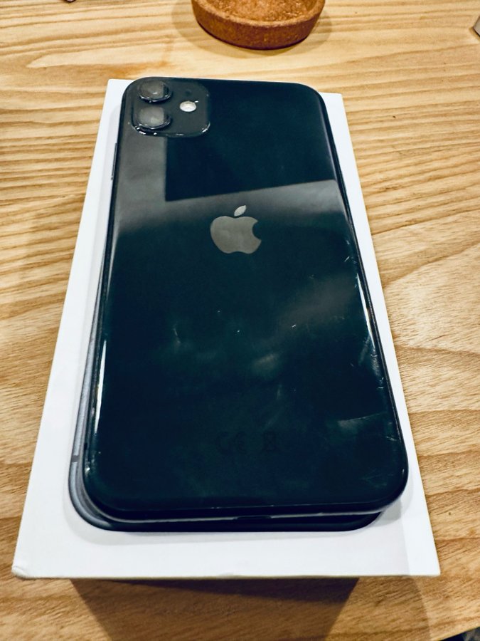 iPhone 11 64GB