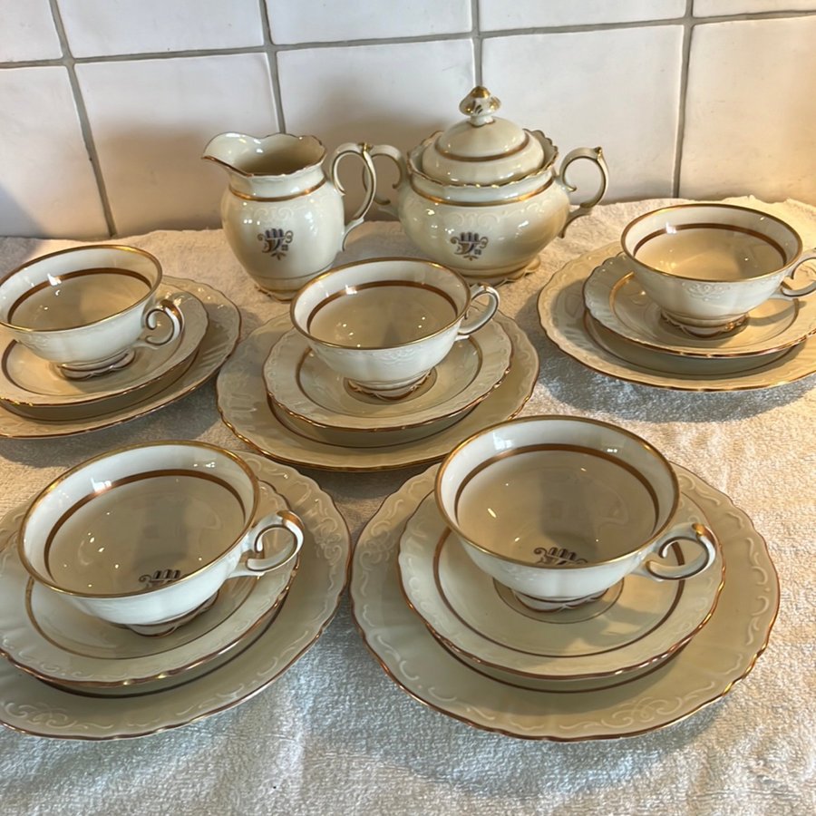 Rörstrand Tanja kaffeservis med guldkant 18-delar Retro Vintage