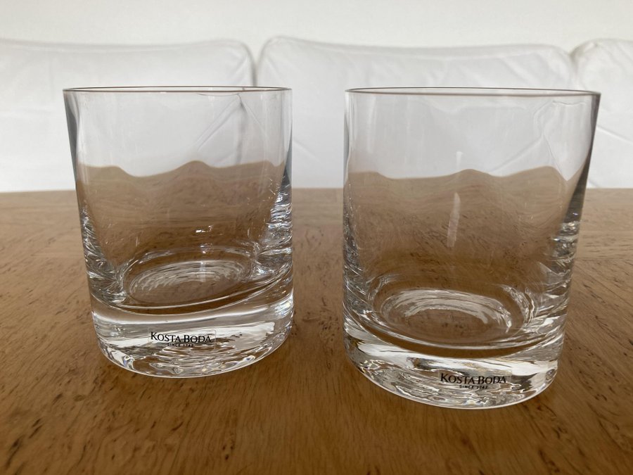 Whiskyglas 2 stk modell Chateau Kosta Boda Bertil Vallien Mkt bra skick!