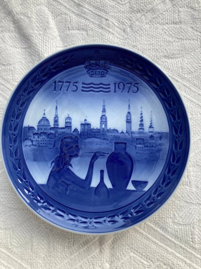 Royal Copenhagen Tallrik 1775-1975