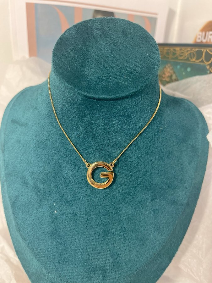 New Givenchy necklace vintage