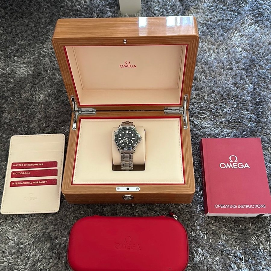 Omega Seamaster Diver 300M