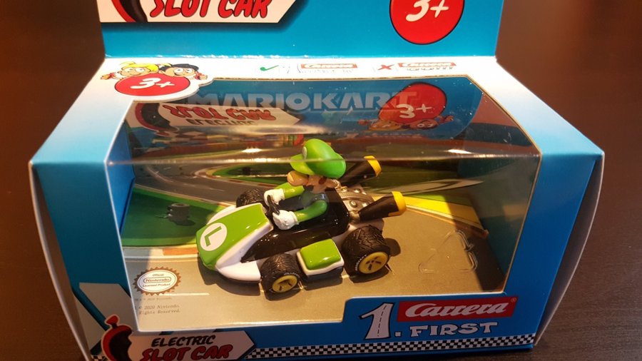 Carrera First Nintendo Mario Kart™ komplett paket (NY  OÖPPNAD)