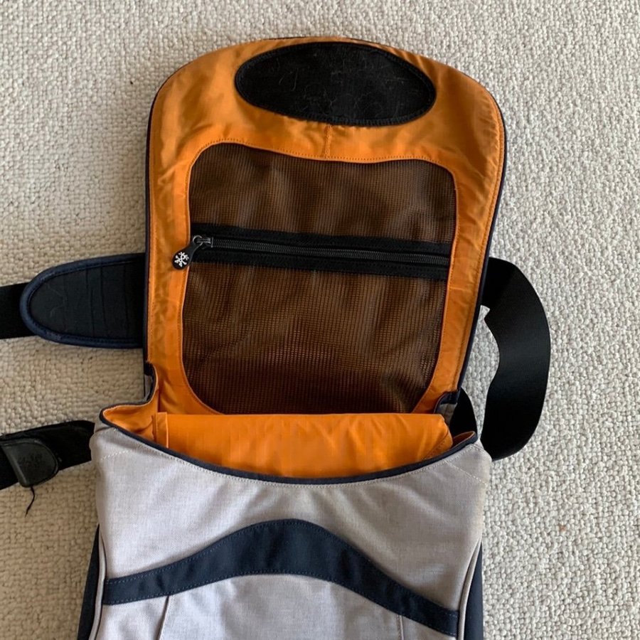 Crumpler crippy duck L datorväska