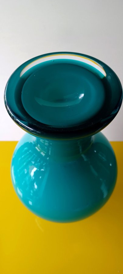 Smuk stor turkis glas vase 33 cm FREE SHIPPING SWEDEN AND DENMARK