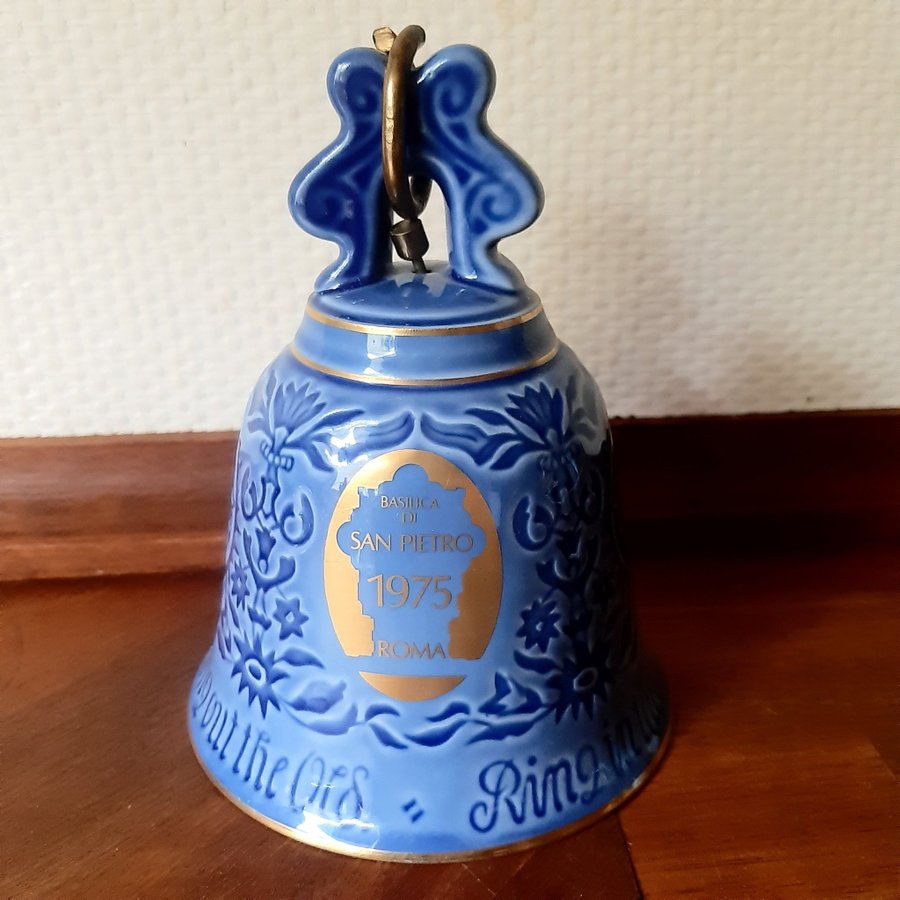 1975 Annual New Year Bell, Saint Peter´s Church, Rome by Bing  Grondahl.