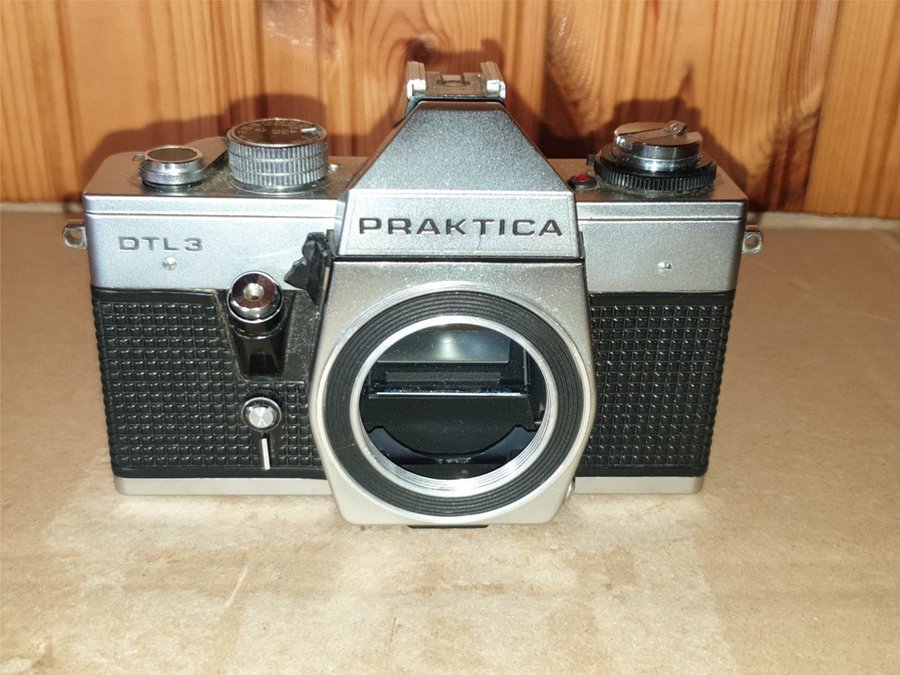 Praktica DTL3 kamerahus