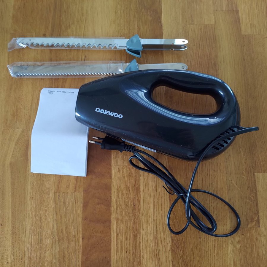 Electric knife (Daewoo)